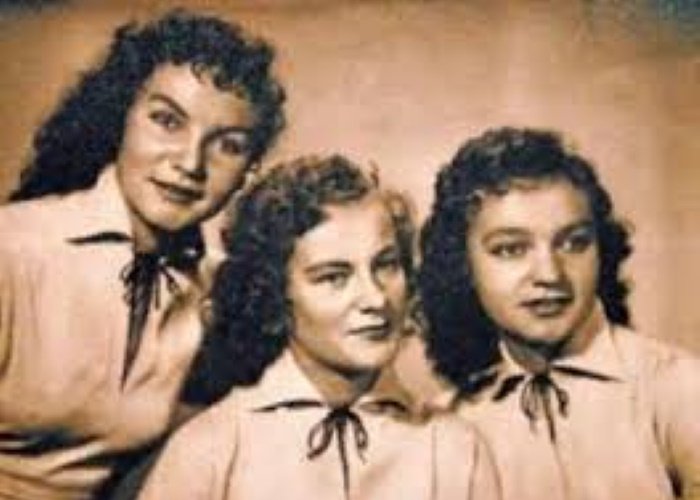 65 лет спустя. Как живут поющие сестрички-официантки из «Карнавальной ночи»